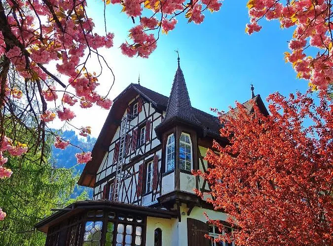 Sawasdee Swiss 公寓 *