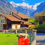 Sawasdee Swiss Apartment Wilderswil
